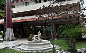 Hotel Rey'S